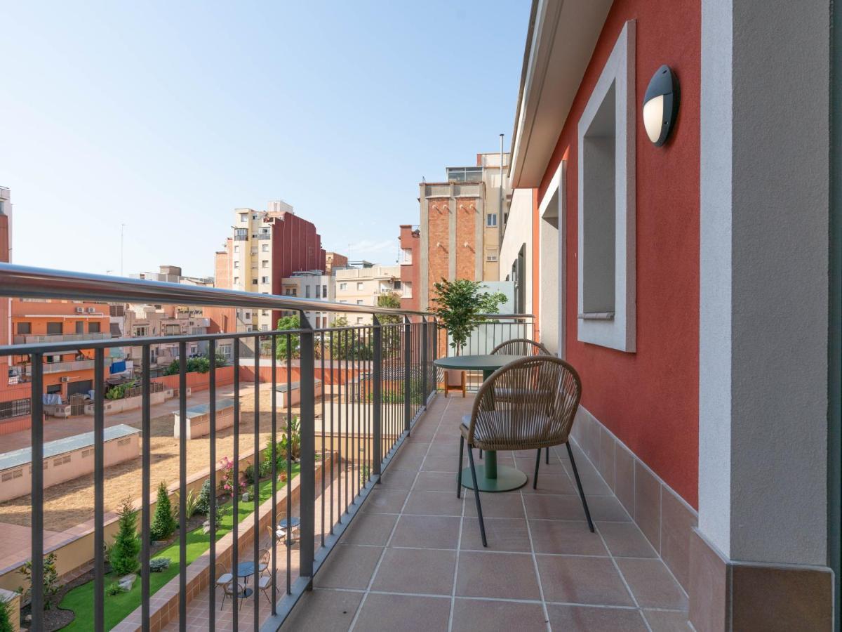 Limehome Barcelona Carrer De Besalu 90 - Estancia Temporal Dış mekan fotoğraf